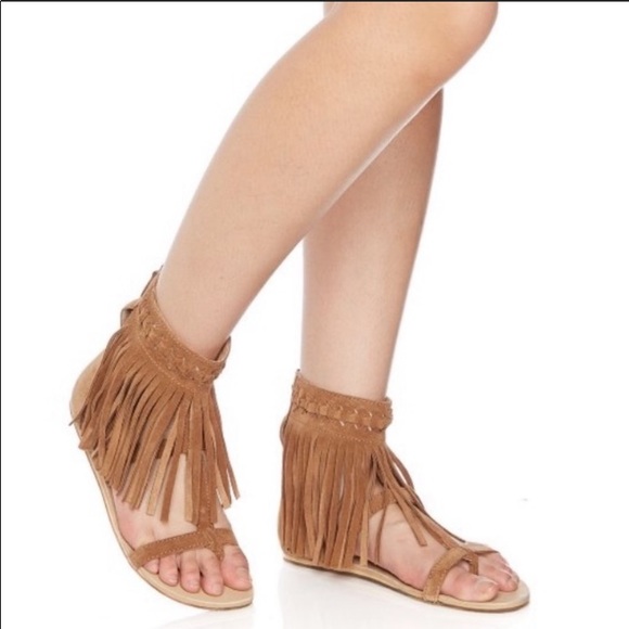 koolaburra fringe sandals